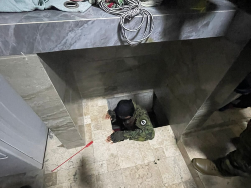 Dramatičan snimak: Trenutak kada policija pronalazi tajni bunker najtraženijeg narko-boss