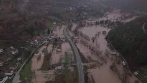 Dramatična situacija: U naselju Kijevo evakuisano devet osoba
