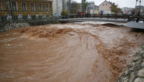 Dramatične scene poplava: Najteže u KS