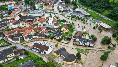 Dramatično s poplavama u Sloveniji, aktivirana i vojska