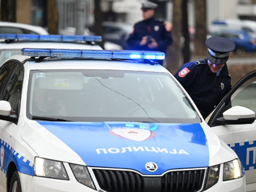 Drama u osnovnoj školi: Maloljetnik osumnjičen da je drugarima prijetio ubistvom