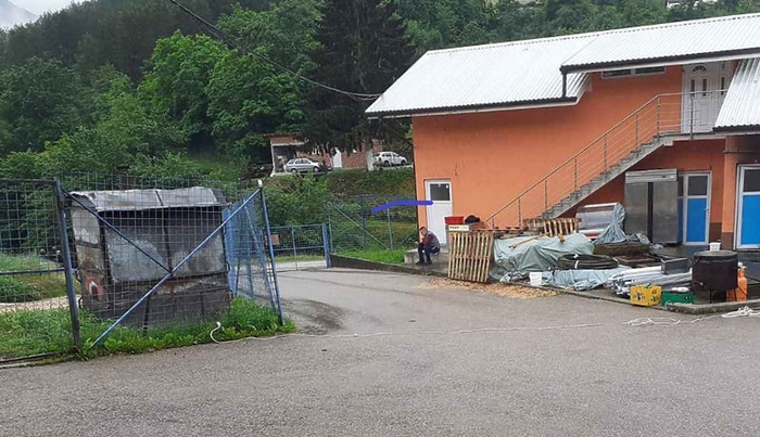 Drama u Rudom: Sudski policajci 'zarobljeni'