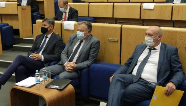 Drljača: Roditelji-njegovatelji primat će naknadu od 406 KM