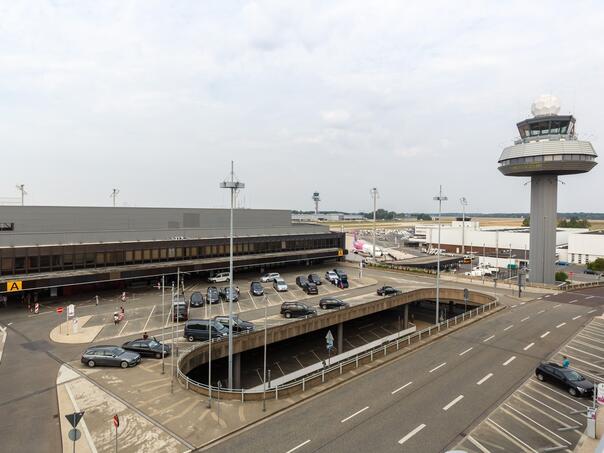 Dronovi ponovo uočeni na aerodromu u Hanoveru