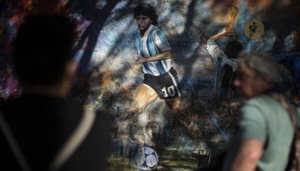 Druga godišnjica smrti: U Buenos Airesu pažnju privlače murali Maradone