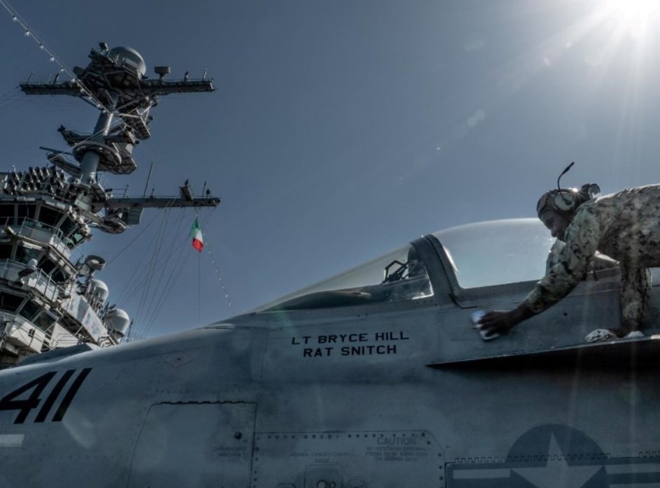 Drugi avion u sedam dana pao s američkog nosača Truman