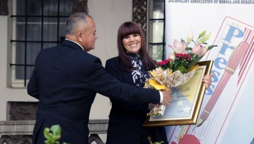Društvo novinara BiH odlučilo: Semira Degirmendžić novinar godine