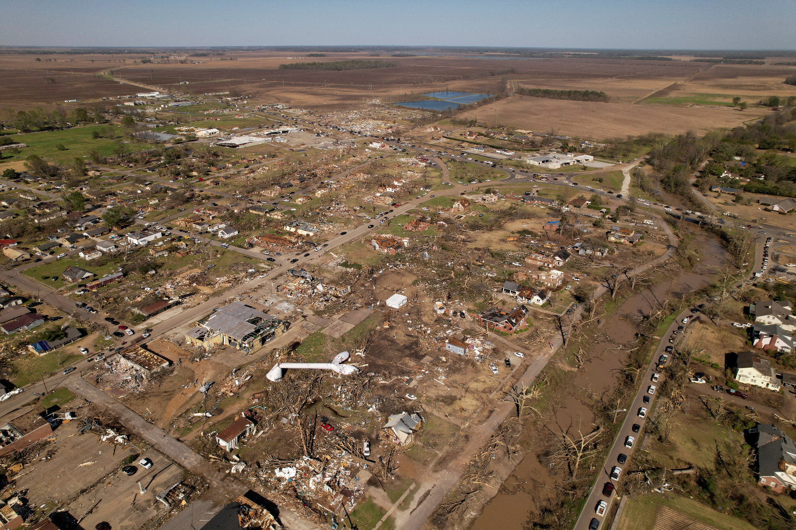 Država Mississippi devastirana tornadima, najmanje 25 mrtvih