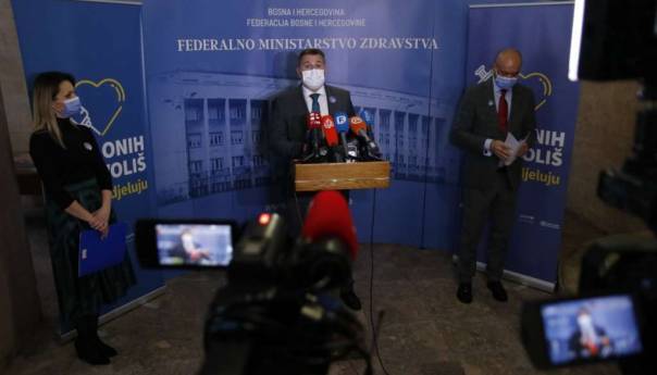 Država treba izraditi softver za jedinstveni QR kod