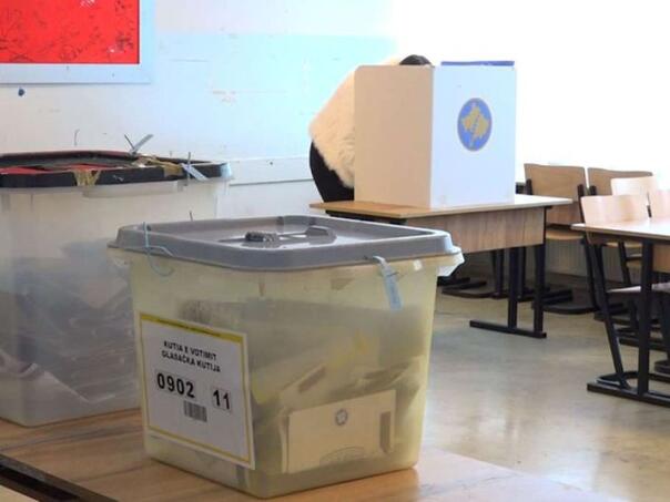 Državljani Kosova danas izlaze na parlamentarne izbore