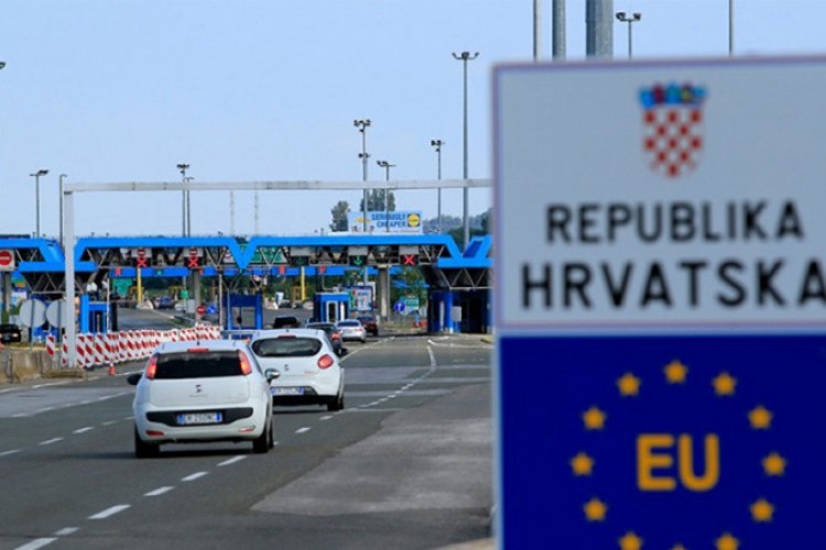 Državljani Srbije mogu u Hrvatsku bez testa i potvrde o vakcinaciji