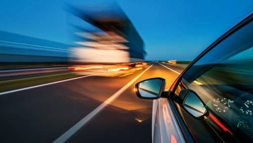 Državljanin BiH divljao na autoputu, vozio 237 km/h