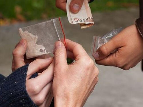 Državljanin BiH osuđen na robiju zbog dilanja drogeu Salzburgu