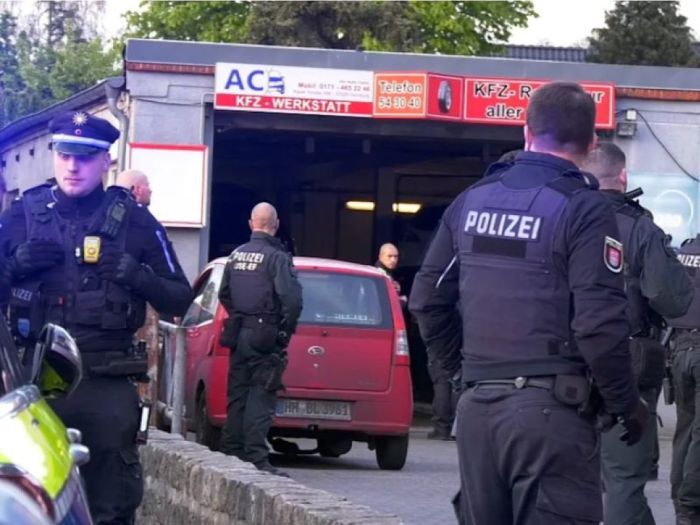 Državljanin BiH pretukao nezadovoljnu mušteriju u radnji u Hamburgu