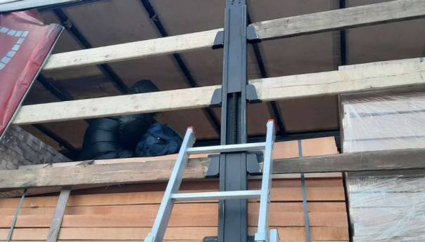 Državljanin Hrvatske pokušao prokrijumčariti 30 državljana Turske u kamionu