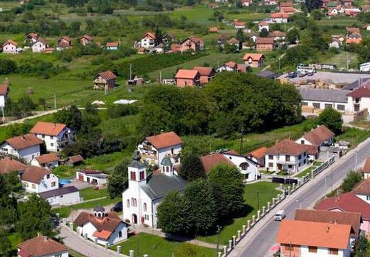 Državljanka Srbije poginula u sudaru kod Gradačca
