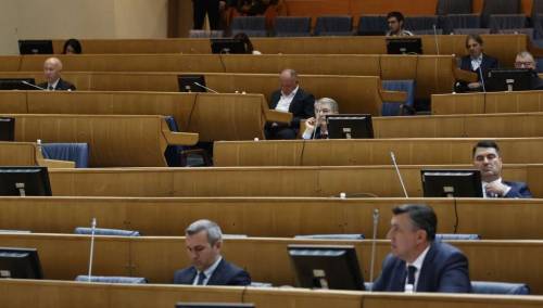 Državni parlamentarci raspravljaju o ukidanju PDV-a na doniranu hranu