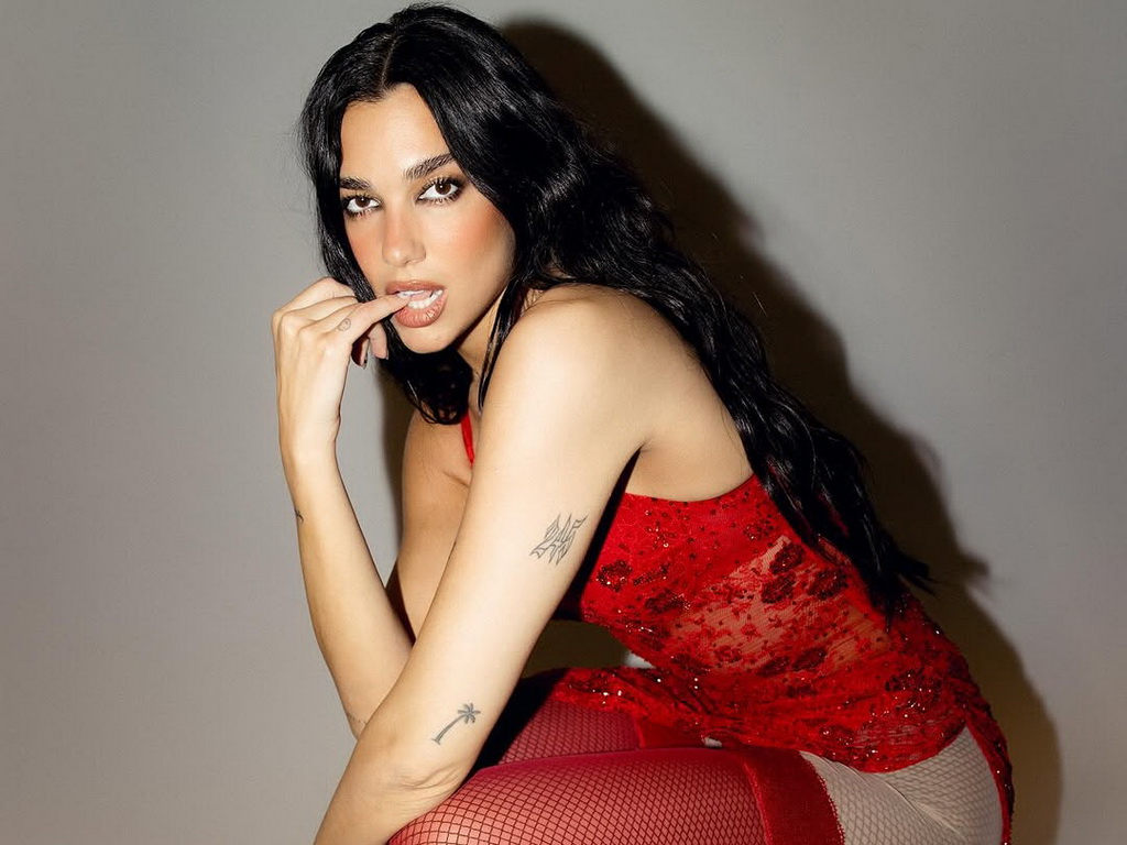 Dua Lipa "nabacila" pogled zavodnice, pa podigla temperaturu na mrežama