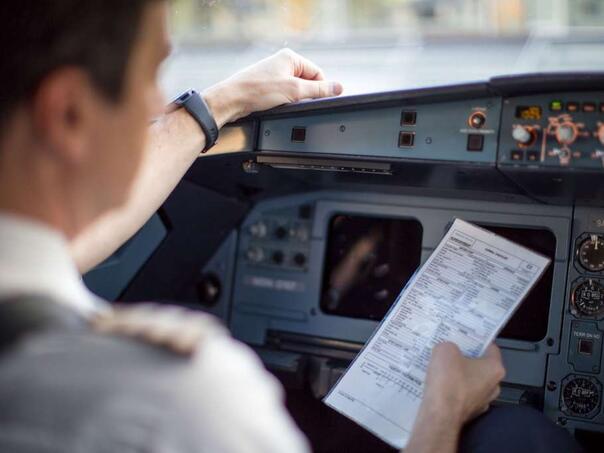 Dubrovnik: Ugroženi životi putnika i posade nakon opasnog približavanja drona avionu