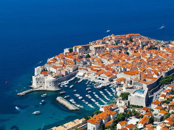 Dubrovnik želi smanjiti broj turista: Uvode stroga pravila