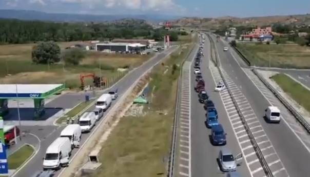 Duge kolone vozila na granici između Bugarske i Grčke