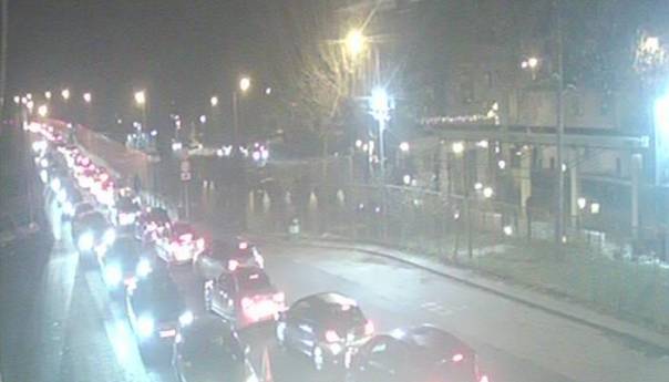 Duge kolone vozila na graničnim prelazima