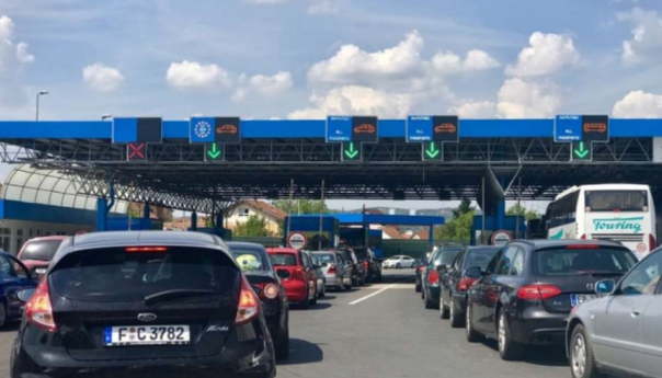 Duge kolone vozila na graničnim prijelazima