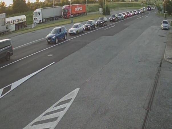 Duge kolone vozila na izlazu iz BiH