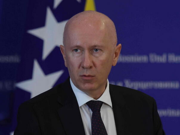 Dunović: Neprihvatljiv prijedlog zakona po kojem bi se Dodiku sudilo u Laktašima