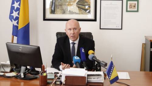 Dunović: Prijete mi da će me "skratiti za glavu"