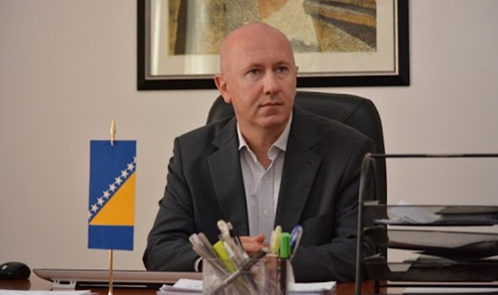 Dunović u odgovoru Vulinu: Mi razlikujemo zločince od heroja
