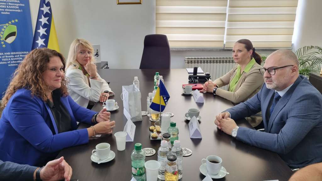 Duraković i Omerović o reformi obrazovanja, nastavnim planovima i programima, projektima