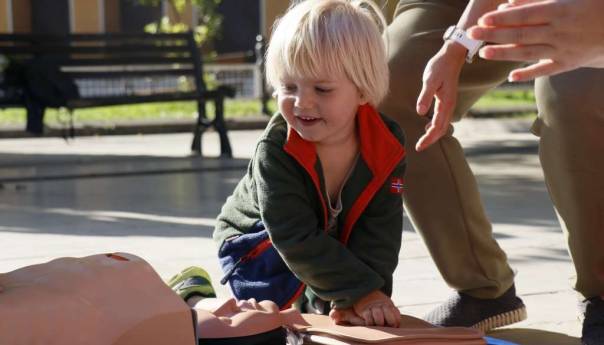 Duraković: Jako je važno podići svijest građana o važnosti ranog započinjanja reanimacije