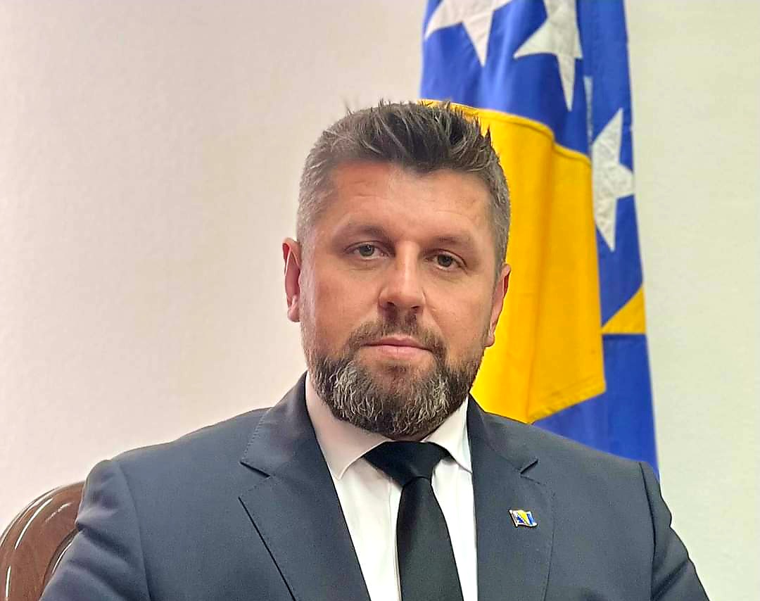 Duraković potvrdio da je Schmidt otkazao sastanak u Banjaluci