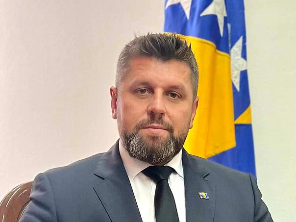 Duraković potvrdio da je Schmidt otkazao sastanak u Banjaluci