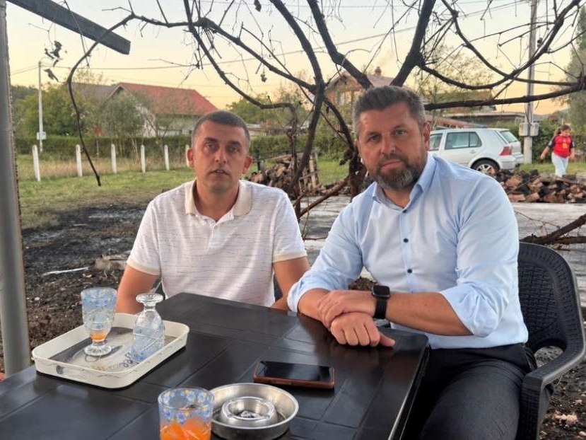 Duraković u Tesliću posjetio Mešu Jašarevića nakon požara: Niko ne smije živjeti u strahu
