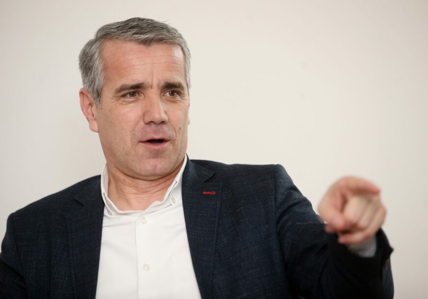 Duratović: Čast je biti smijenjen uz ovako obrazloženje