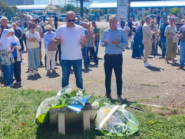Duratović odao počast žrtvama logora Keraterm: Sjećanje je štit protiv zaborava