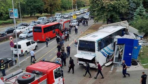 Dva bugarska policajca poginula u pokušaju da zaustave autobus u kojem su bili migranti