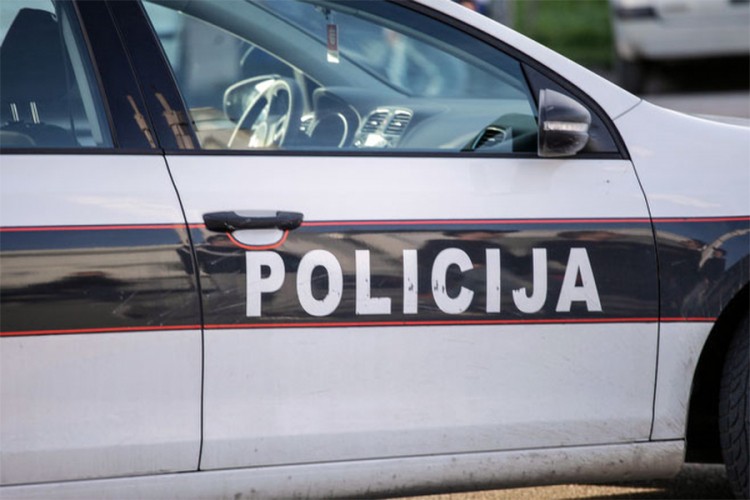 Dva migranta povrijeđena u požaru kod Tuzle