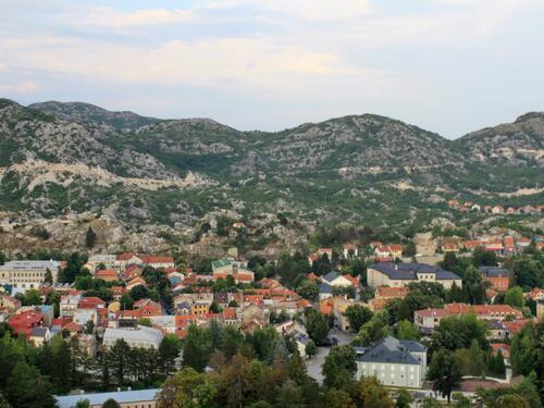 Dva škaljarca likvidirana kod Cetinja: Policija traga za ubicama