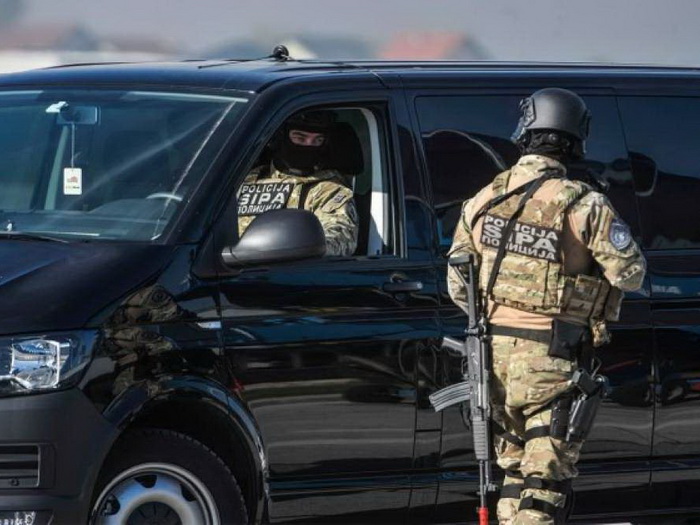 Dva stranca uhapšena na granici BiH sa četiri kilograma heroina
