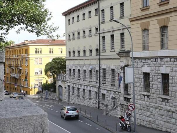 Dva zatvorenika pobjegla iz zatvora u Rijeci