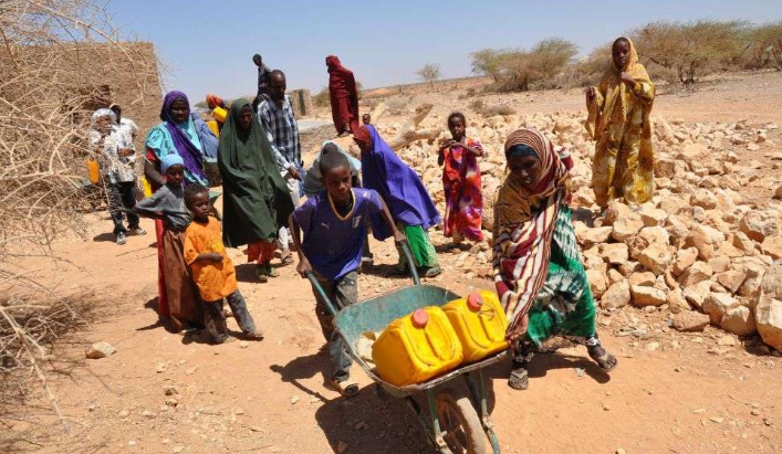 Dvadeset miliona ljudi u riziku od gladi dok se suša pogoršava na Rogu Afrike