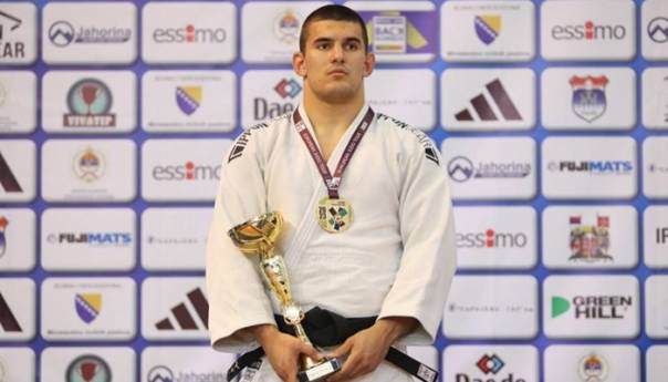 Dvije medalje za BiH: Vučurević s pet pobjeda stigao do zlata, Vujičiću bronza