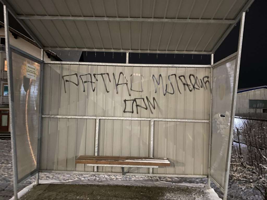 Dvije osobe iz Doboja lišene slobode zbog izazivanja rasne i vjerske mržnje