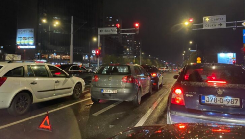 Dvije osobe povrijeđene u saobraćajnoj nesreći na Otoci u Sarajevu
