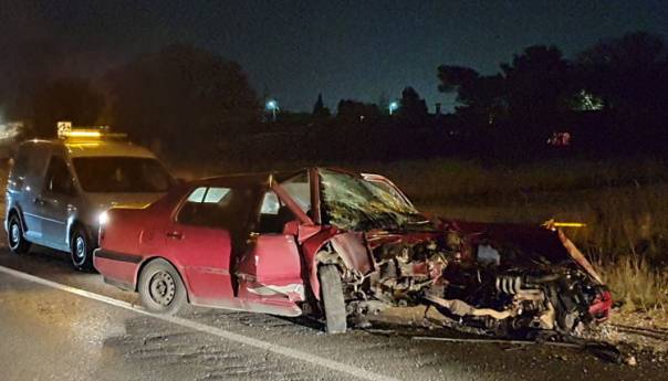 Dvije osobe povrijeđene u teškoj saobraćajnoj nesreći u Mostaru