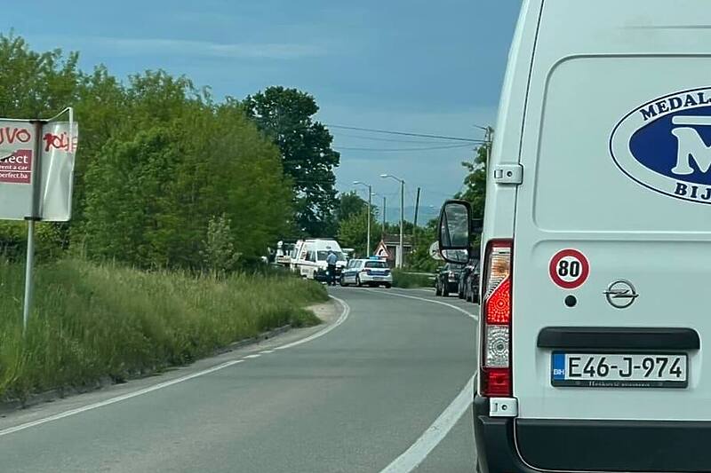 Dvije osobe teže povrijeđene u sudaru kod Bijeljine