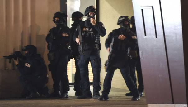 Dvije osobe uhapšene nedaleko od Beča, traje policijska potraga